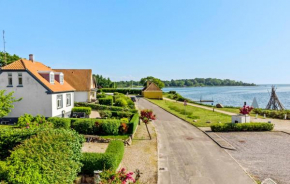 Beautiful Home In Nysted With House Sea View, Nysted